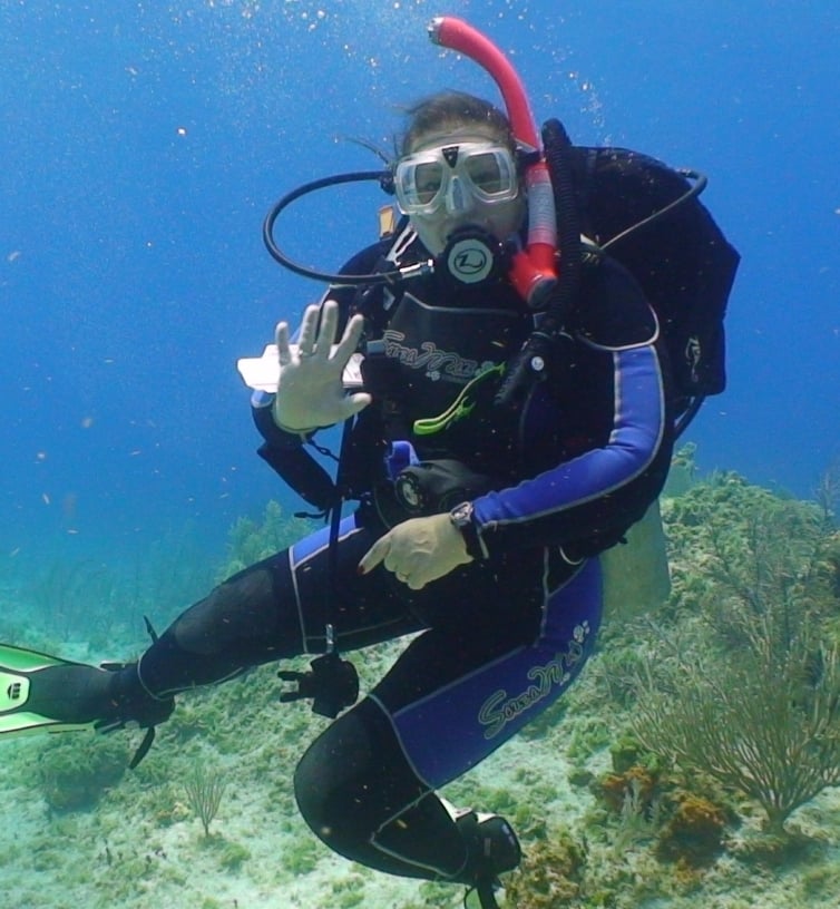 scuba diver waving